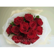 A Dozen Red Roses Bouquet